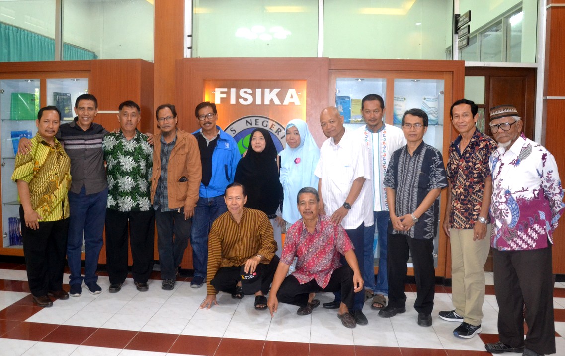 Temu Alumni Jurusan Fisika