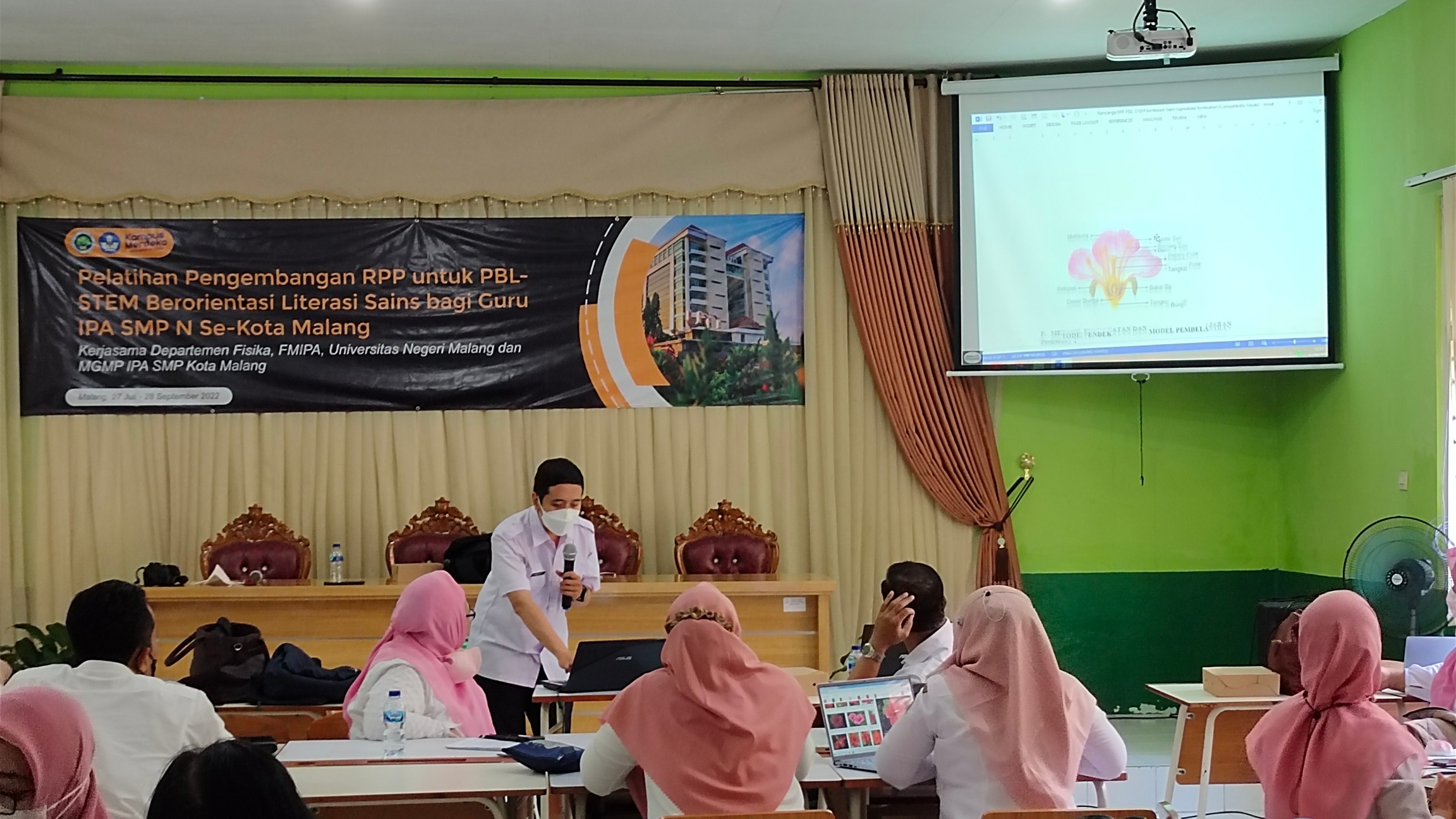 PELATIHAN PENGEMBANGAN RPP UNTUK PBL-STEM BERORIENTASI LITERASI SAINS BAGI GURU IPA SMPN SE-KOTA MALANG