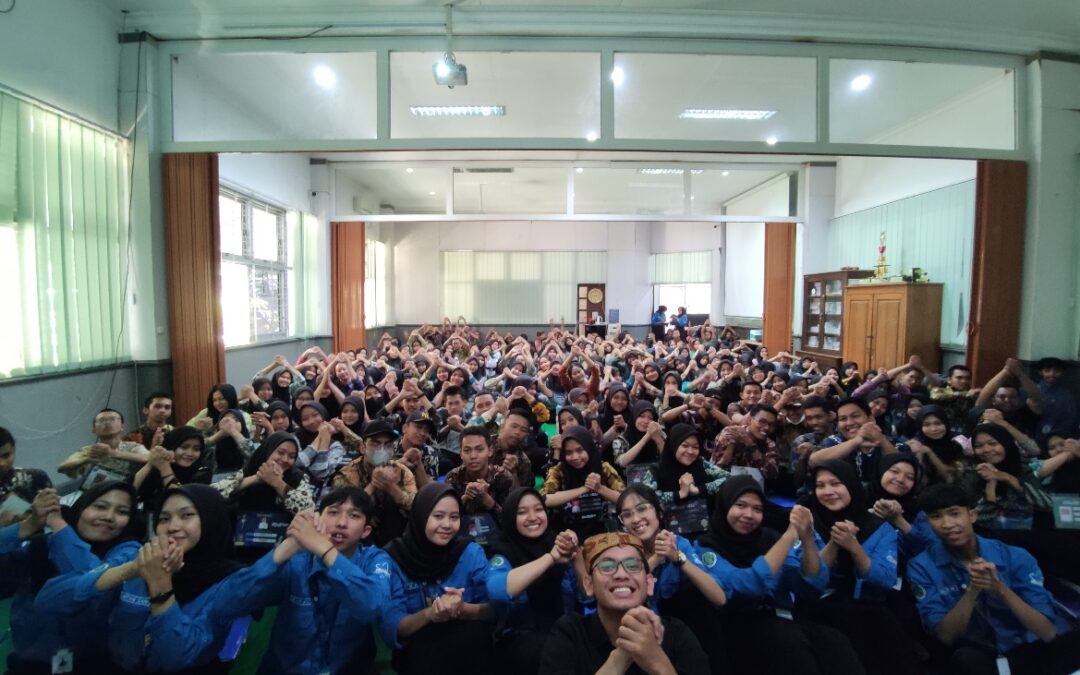 Orientasi Lingkungan Fisika (OSILASI)
