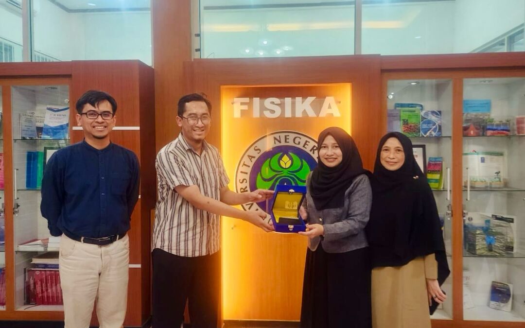 Menyongsong 100 Tahun Mekanika Kuantum, Departemen Fisika Selenggarakan Bootcamp “First Principles Quantum Matter Simulation”