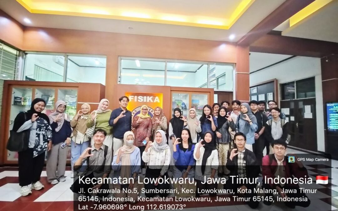 Kuliah Umum Biofisika Lingkungan: Dr. Ikah Ning Soroti Peran Biofisika Cegah Longsor